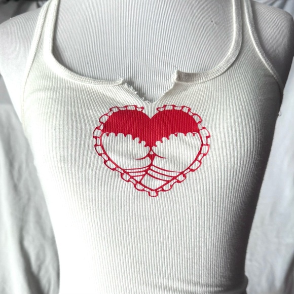 Retro, Ribbed, Racerback Heart Graphic Tank Top - Picture 6 of 13